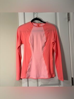 Lululemon Board Balance Rash Guard Shirt in Pink Swim Top Size Women’s 10 Medium